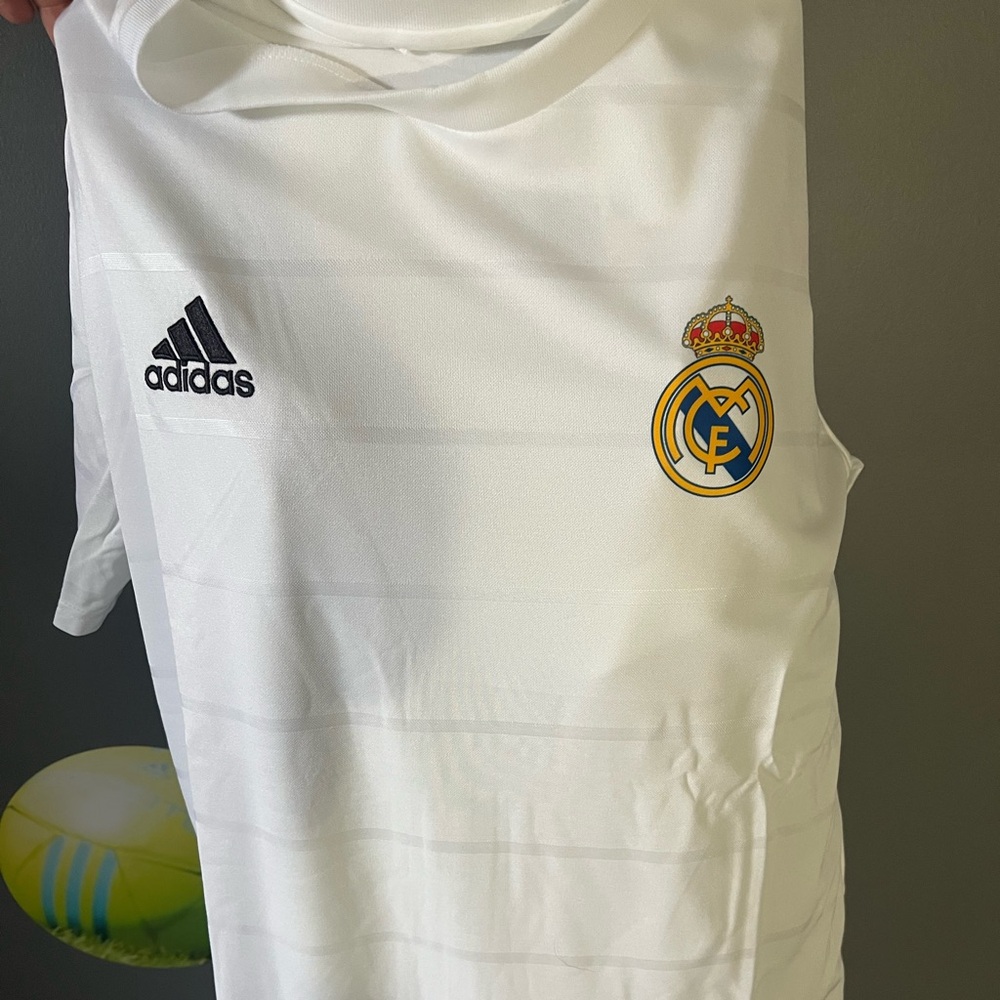 XL Adidas Real Madrid White Soccer Jersey